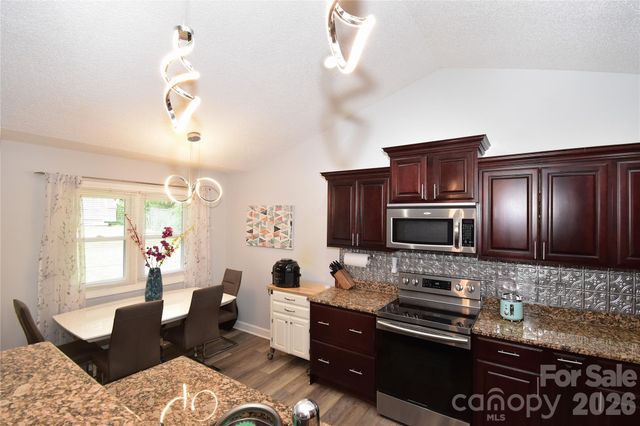 302 Watson Road, Arden, NC 28704