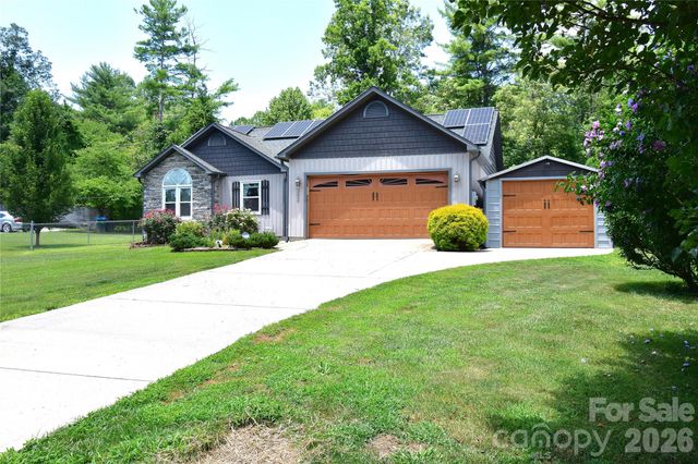 302 Watson Road, Arden, NC 28704