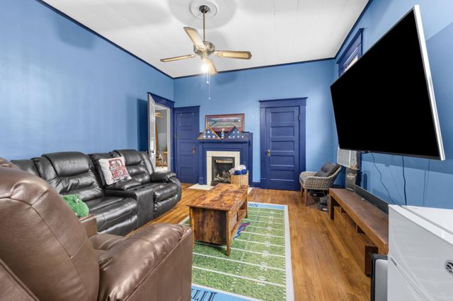 1995 COURT AVE, Memphis, TN 38104