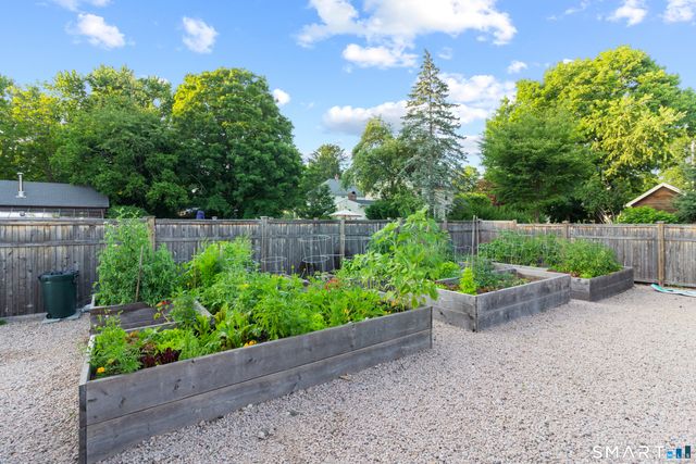 66 High Street 34, Guilford, CT 06437