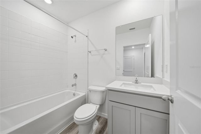 32497 MIDSUMMER NIGHT LANE, Wesley Chapel, FL 33543