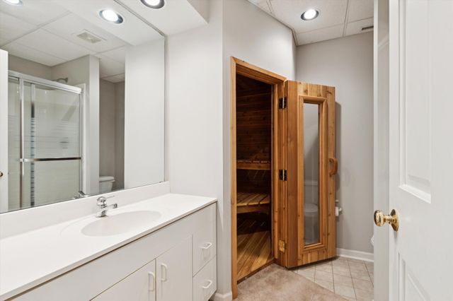 1312 Summit Oaks Drive, Burnsville, MN 55337