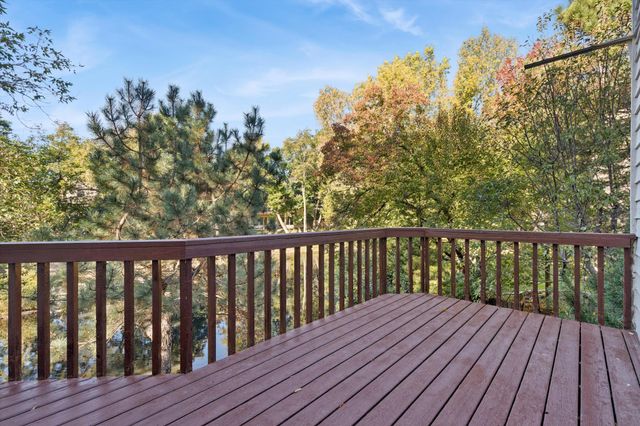 1312 Summit Oaks Drive, Burnsville, MN 55337