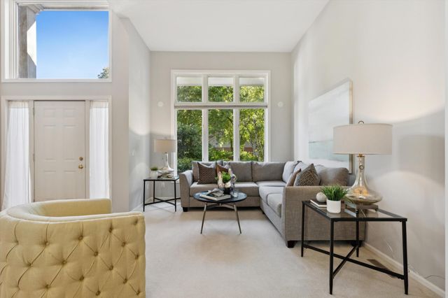 1312 Summit Oaks Drive, Burnsville, MN 55337