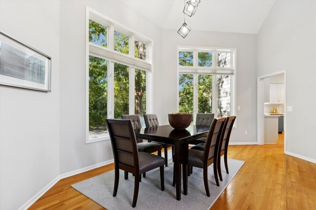 1312 Summit Oaks Drive, Burnsville, MN 55337