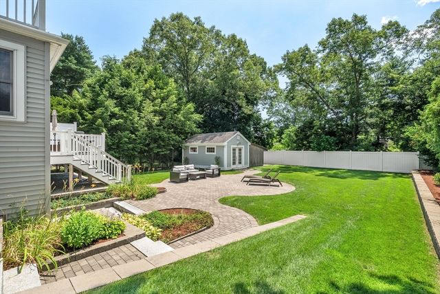 86 Grosvenor Rd., Needham, MA 02492