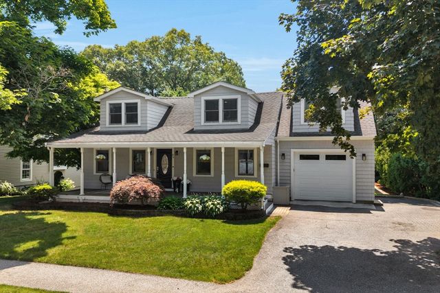 86 Grosvenor Rd., Needham, MA 02492