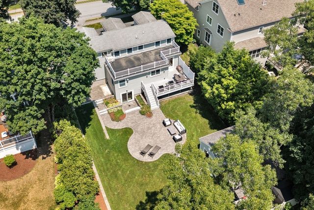 86 Grosvenor Rd., Needham, MA 02492