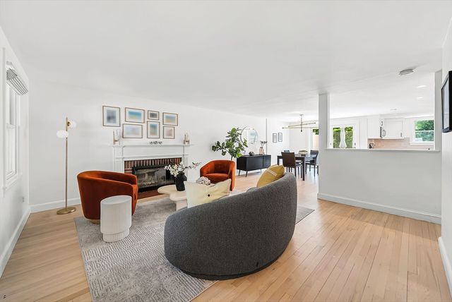 86 Grosvenor Rd., Needham, MA 02492