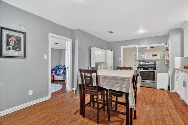 620 S Redford Lane, White Settlement, TX 76108