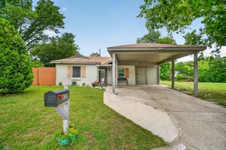 620 S Redford Lane, White Settlement, TX 76108
