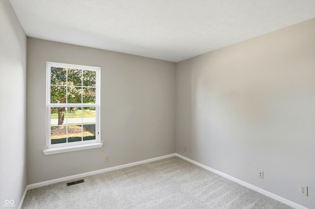 225 W Tansey Crossing, Westfield, IN 46074