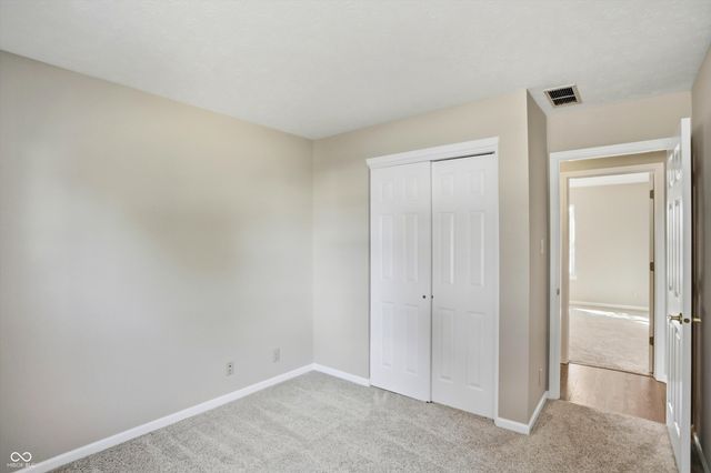 225 W Tansey Crossing, Westfield, IN 46074