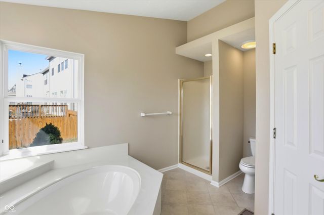 225 W Tansey Crossing, Westfield, IN 46074
