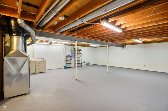 225 W Tansey Crossing, Westfield, IN 46074