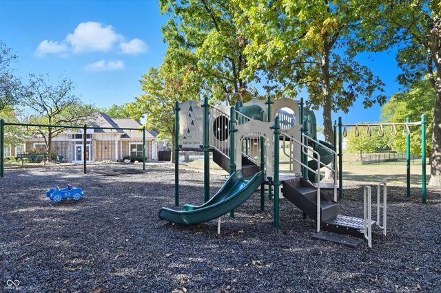 225 W Tansey Crossing, Westfield, IN 46074