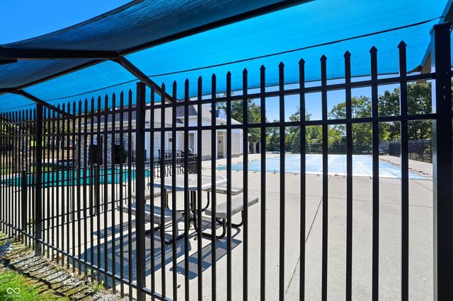 225 W Tansey Crossing, Westfield, IN 46074