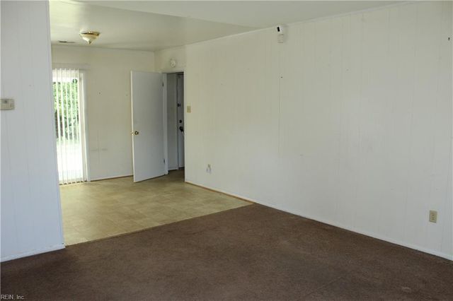 1503 Addison RD, Hampton, VA 23663