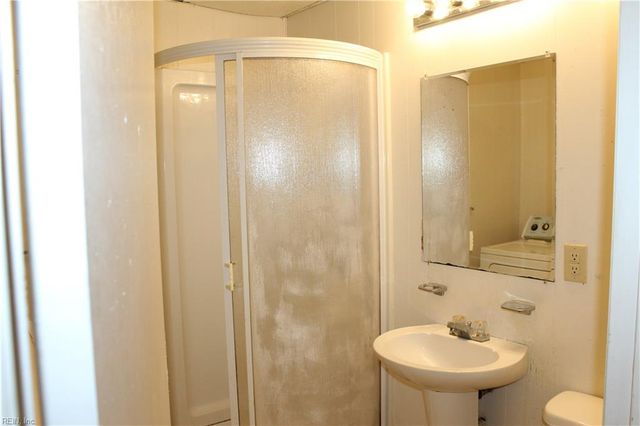 1503 Addison RD, Hampton, VA 23663