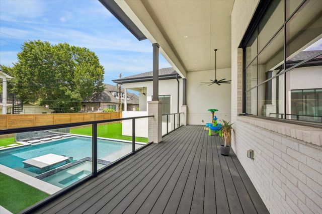 5014 Braesvalley Drive, Houston, TX 77096