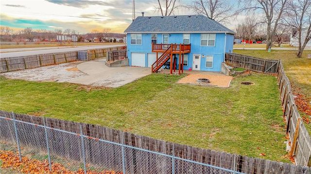 551 NW 1381st Road, Holden, MO 64040