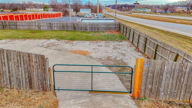 551 NW 1381st Road, Holden, MO 64040