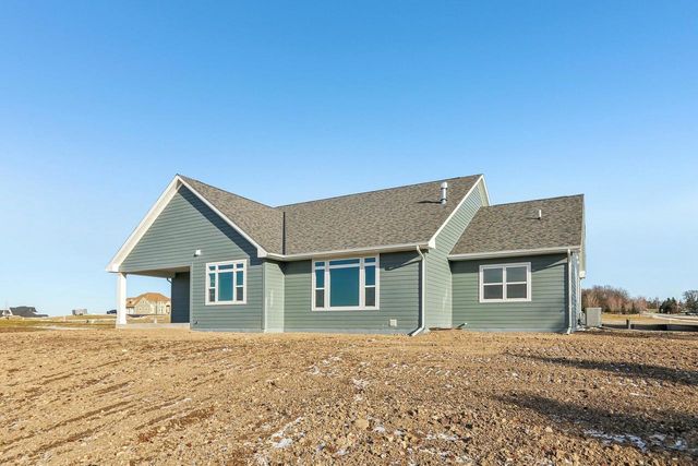 2034 Highland WAY, Sturtevant, WI 53177