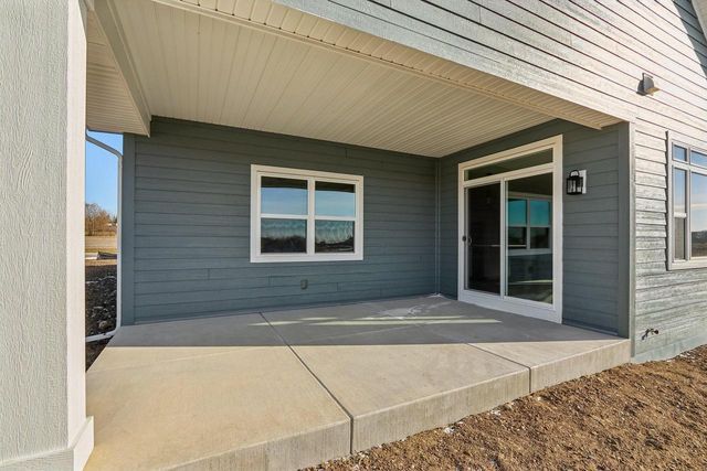 2034 Highland WAY, Sturtevant, WI 53177