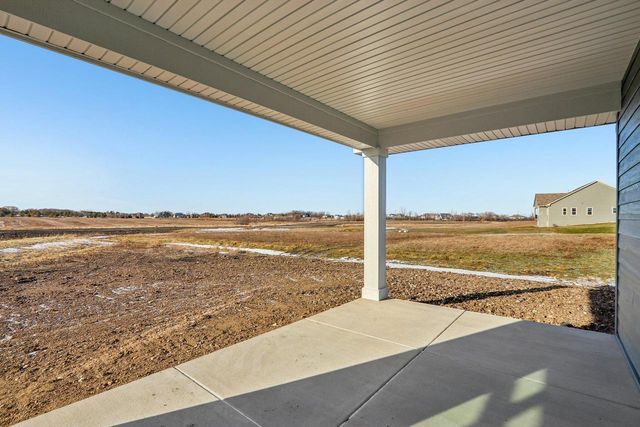 2034 Highland WAY, Sturtevant, WI 53177
