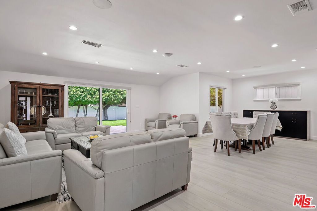 12849 Tiara Street, Valley Village, CA 91607 — photo 3