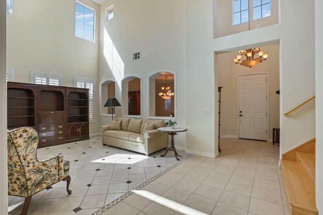 2127 Lighthouse Cir, Tracy, CA 95304