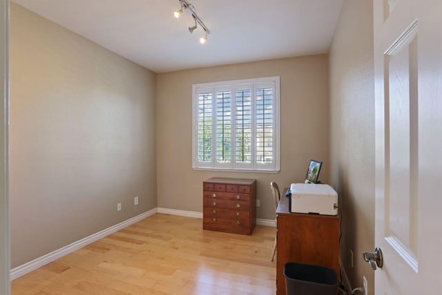 2127 Lighthouse Cir, Tracy, CA 95304