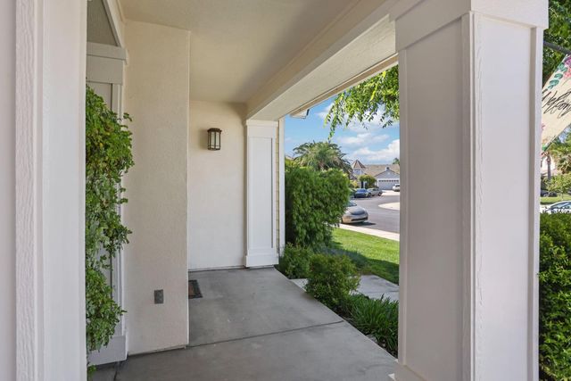 2127 Lighthouse Cir, Tracy, CA 95304