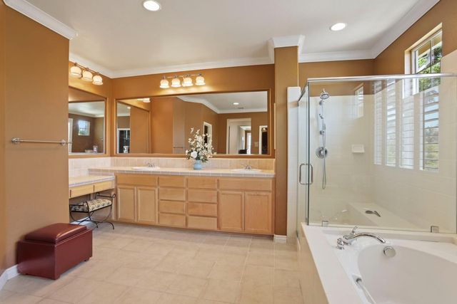 2127 Lighthouse Cir, Tracy, CA 95304