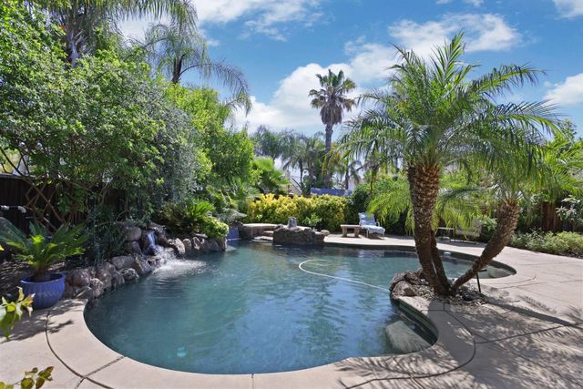 2127 Lighthouse Cir, Tracy, CA 95304