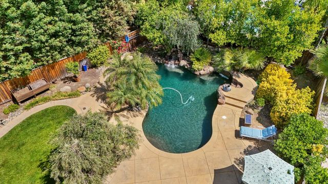 2127 Lighthouse Cir, Tracy, CA 95304