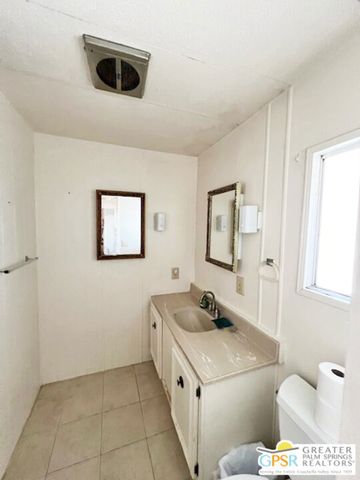 221 Safari Street, Palm Springs, CA 92264