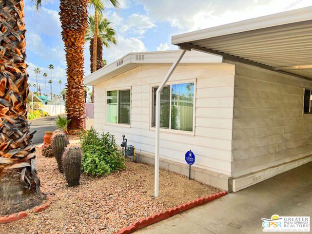 221 Safari Street, Palm Springs, CA 92264