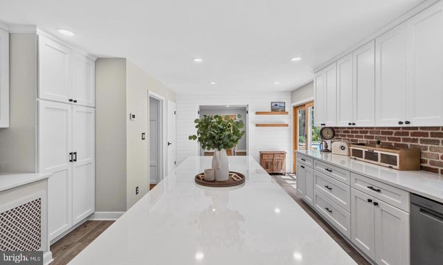 12415 SCOTTS MILL RD, Culpeper, VA 22701