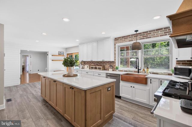 12415 SCOTTS MILL RD, Culpeper, VA 22701
