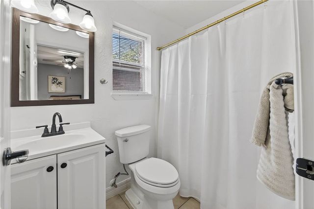 2528 Live Oak St, Ingleside, TX 78362