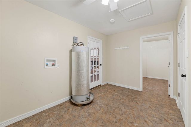 2528 Live Oak St, Ingleside, TX 78362