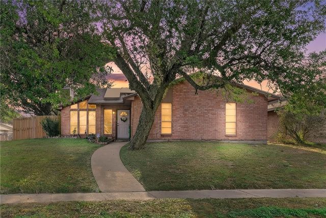 2528 Live Oak St, Ingleside, TX 78362