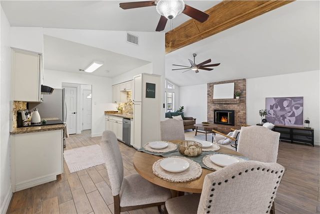 2528 Live Oak St, Ingleside, TX 78362