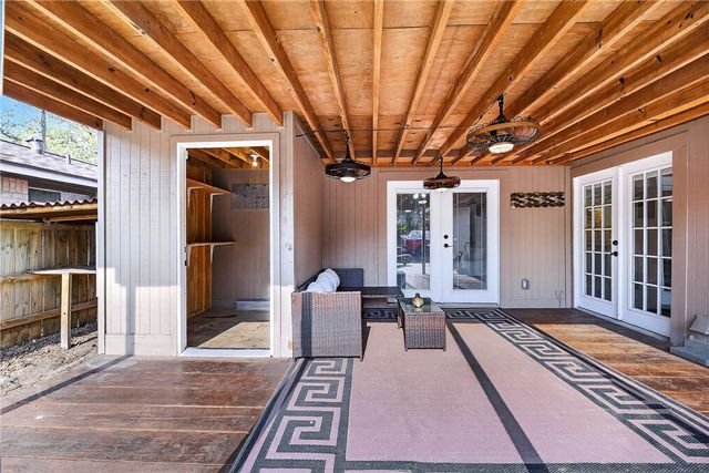 2528 Live Oak St, Ingleside, TX 78362