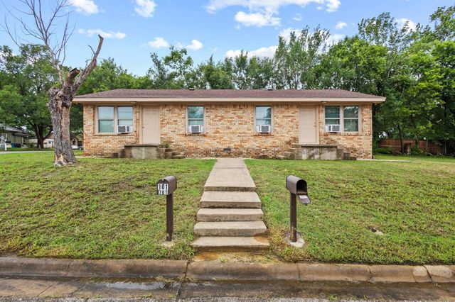 701 W Hull Street 101-2, Denison, TX 75020