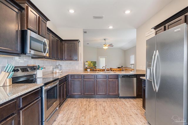 5608 Blue Sky Ct, Milton, FL 32583