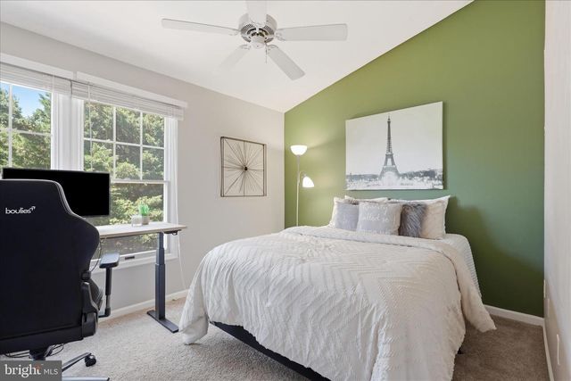 6526 SKYLEMAR TRL, Centreville, VA 20121