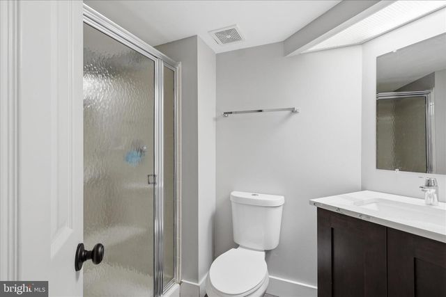 6526 SKYLEMAR TRL, Centreville, VA 20121