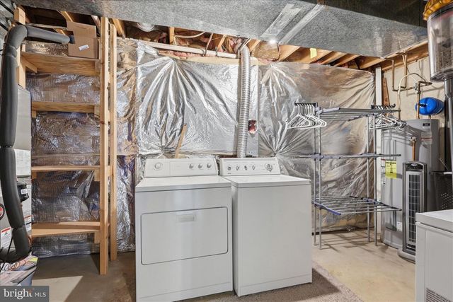 6526 SKYLEMAR TRL, Centreville, VA 20121